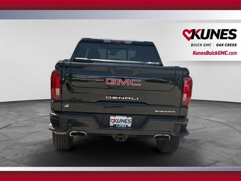 Used 2023 GMC Sierra 1500 Denali w/ Technology Package AWD/4WD image 9