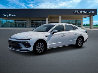 New 2026 Hyundai Sonata Blue FWD video 2