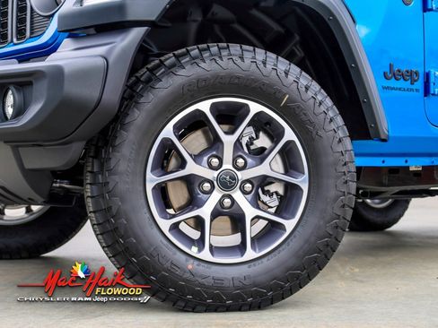 Used 2026 Jeep Wrangler Sport S image 2