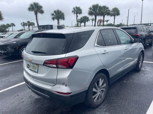 Used 2022 Chevrolet Equinox LT FWD image 6