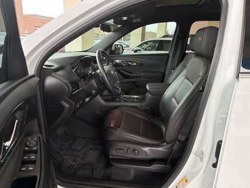 Used 2023 Chevrolet Traverse High Country w/ LPO, Floor Liner Package image 17