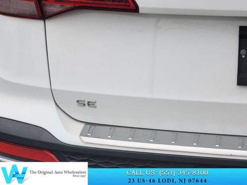 Used 2022 Volkswagen Taos SE image 7