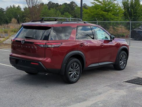 New 2026 Nissan Pathfinder SV FWD image 4