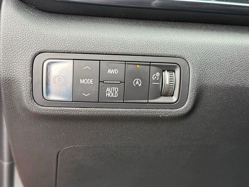 Used 2026 GMC Terrain AT4 w/ Convenience Package III image 19