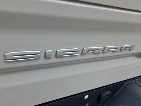 Used 2026 GMC Sierra 1500 AT4 w/ AT4 Premium Package AWD/4WD image 33