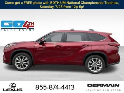 Used 2023 Toyota Highlander Limited