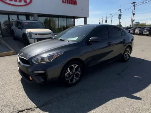 Used 2021 Kia Forte LXS FWD image 4