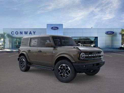 New 2026 Ford Bronco Outer Banks AWD/4WD image 7