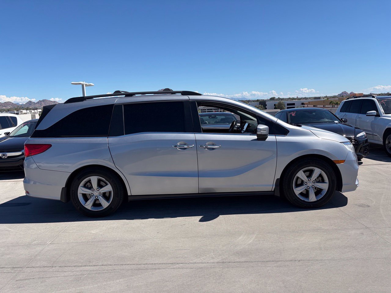 Used 2018 Honda Odyssey EX-L image 3