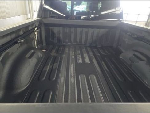 Used 2025 RAM 1500 Laramie AWD/4WD image 12