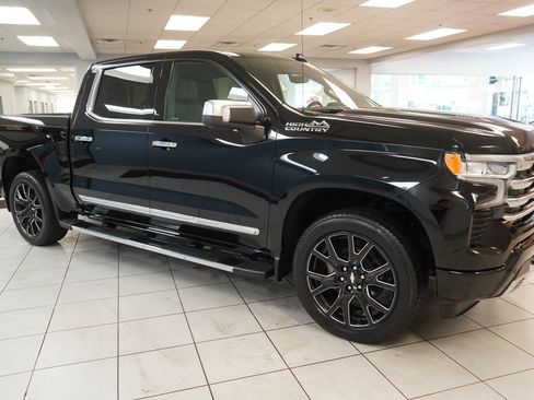 Certified 2024 Chevrolet Silverado 1500 High Country w/ High Country Premium Package AWD/4WD image 14