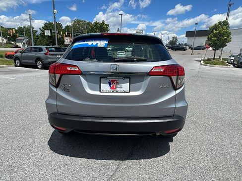 Used 2020 Honda HR-V LX image 5