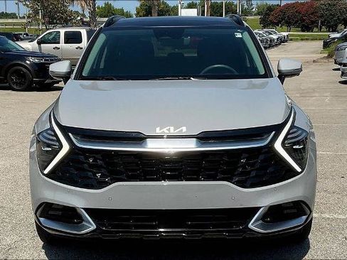 Used 2024 Kia Sportage SX FWD image 2