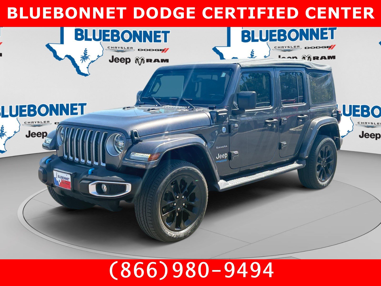 Used 2022 Jeep Wrangler Unlimited Sahara AWD/4WD image 1