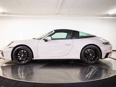 Used 2024 Porsche 911 Targa 4S AWD/4WD image 2