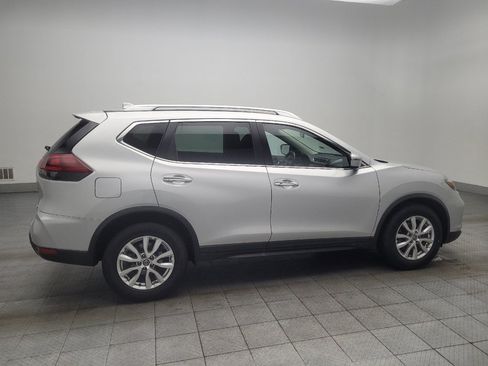 Used 2020 Nissan Rogue SV FWD image 10