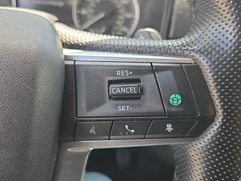 Used 2024 Mitsubishi Outlander SE AWD/4WD image 19