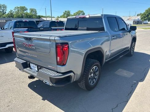 Used 2024 GMC Sierra 1500 AT4 w/ Technology Package AWD/4WD image 7