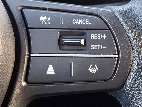 Used 2023 Honda HR-V LX image 21