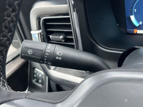 New 2025 Ford F350 Lariat w/ Lariat Ultimate Package image 14