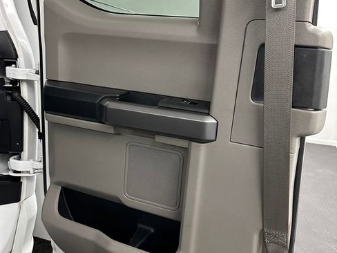 Used 2019 Ford F250 XLT w/ XLT Premium Package image 13