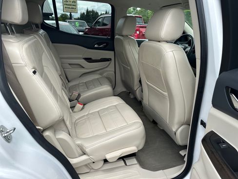 Used 2023 GMC Acadia Denali AWD/4WD image 13