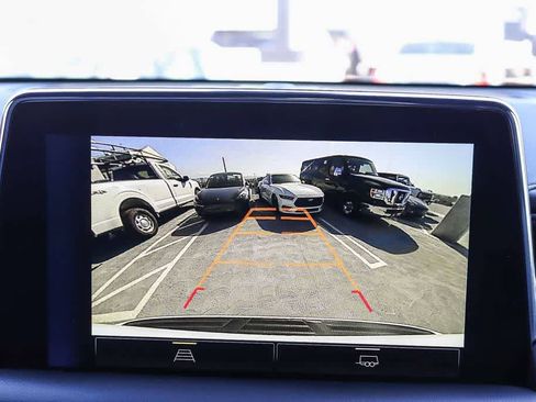 Used 2022 Chevrolet Tahoe Z71 AWD/4WD image 22