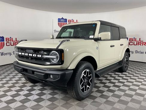 New 2026 Ford Bronco Outer Banks AWD/4WD image 7