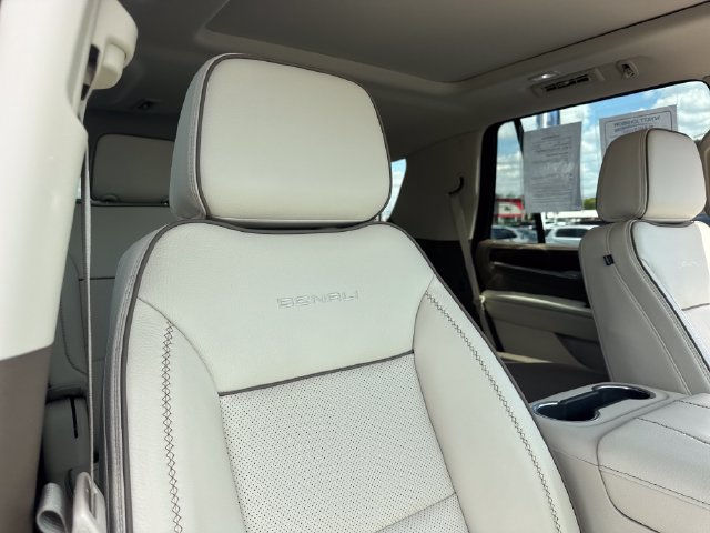 Used 2024 GMC Yukon Denali w/ Max Trailering Package AWD/4WD image 31