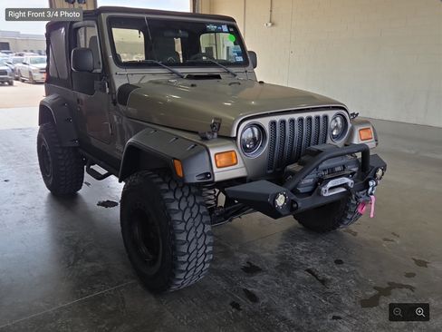 Used 2005 Jeep Wrangler X AWD/4WD image 2