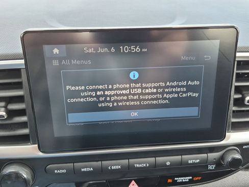 Used 2025 Hyundai Venue SE FWD image 15