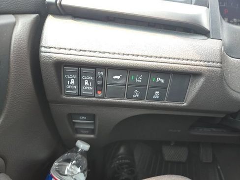Used 2018 Honda Odyssey Touring image 8