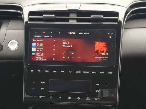 Used 2023 Hyundai Tucson Limited AWD/4WD image 17