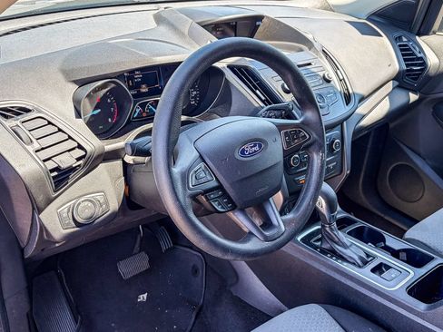Used 2018 Ford Escape SE FWD image 9