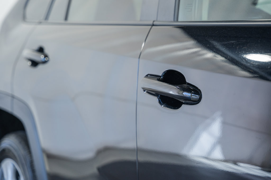 Certified 2025 Toyota RAV4 XLE AWD/4WD image 9
