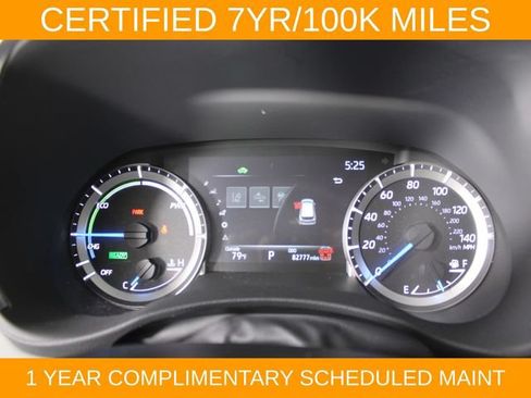 Used 2024 Toyota Highlander XLE AWD/4WD image 23