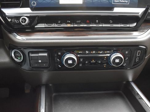 Used 2024 GMC Sierra 2500 SLT w/ Texas SLT Premium Package image 21