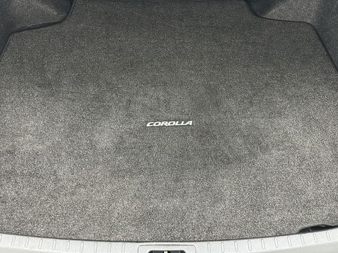 Used 2016 Toyota Corolla S FWD image 23