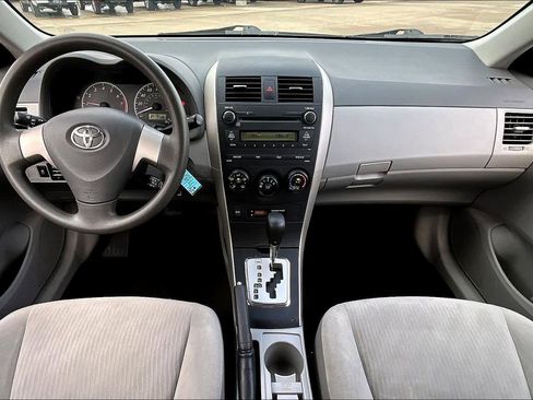 Used 2010 Toyota Corolla LE image 16