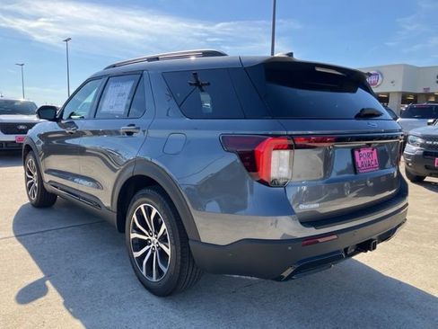 New 2026 Ford Explorer ST-Line w/ Premium Package image 5