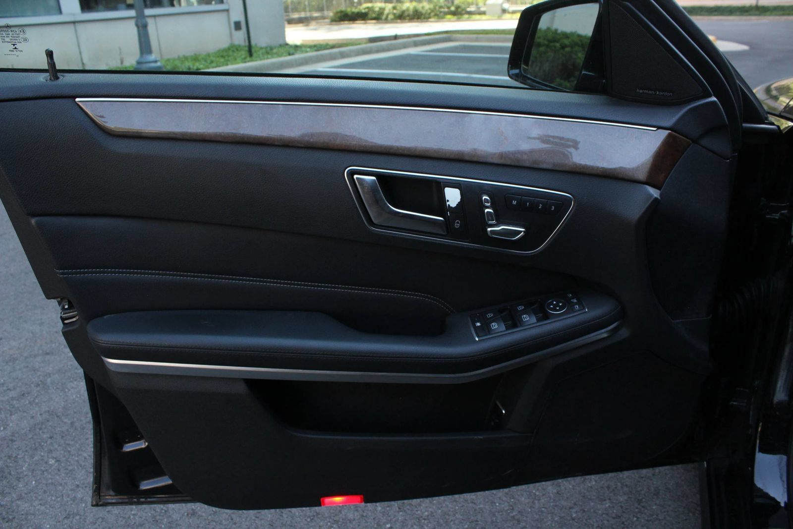 Used 2015 Mercedes-Benz E 350 4MATIC Sedan image 15