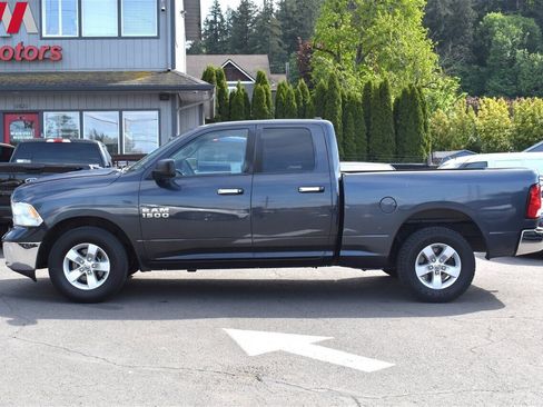 Used 2015 RAM 1500 Classic SLT image 9