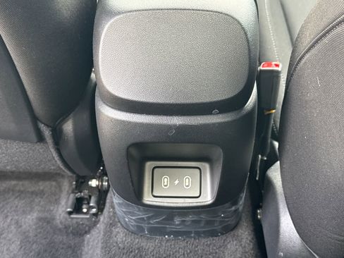 Certified 2025 Hyundai Elantra Sport FWD image 24