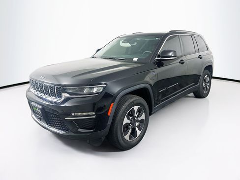 Used 2022 Jeep Grand Cherokee Limited 4xe AWD/4WD image 3