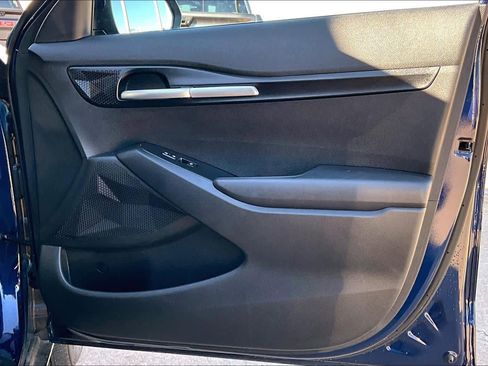 Used 2025 Kia Seltos LX image 24