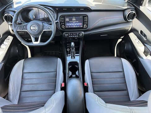 Certified 2023 Nissan Kicks SR w/ SR Premium Package FWD image 18