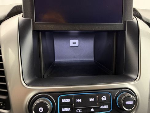 Used 2017 Chevrolet Tahoe LT image 24