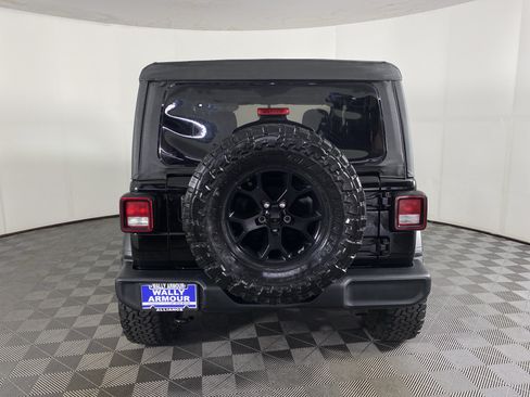 Used 2023 Jeep Wrangler Sport AWD/4WD image 8