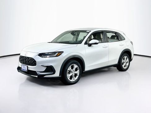 Used 2023 Honda HR-V LX image 1