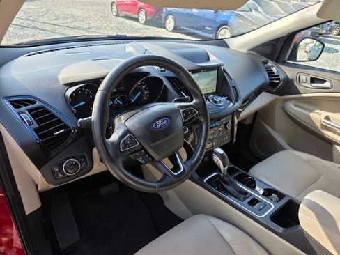 Used 2019 Ford Escape Titanium image 13